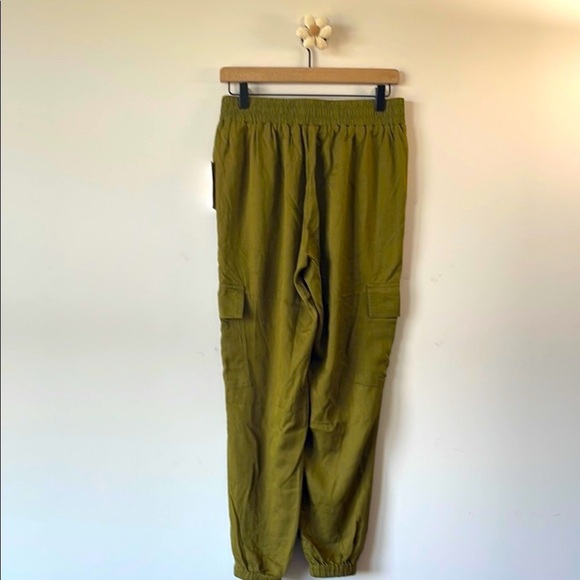 MICHAEL Michael Kors Green Cargo Pants with Elastic Waistband - Picture 7 of 7